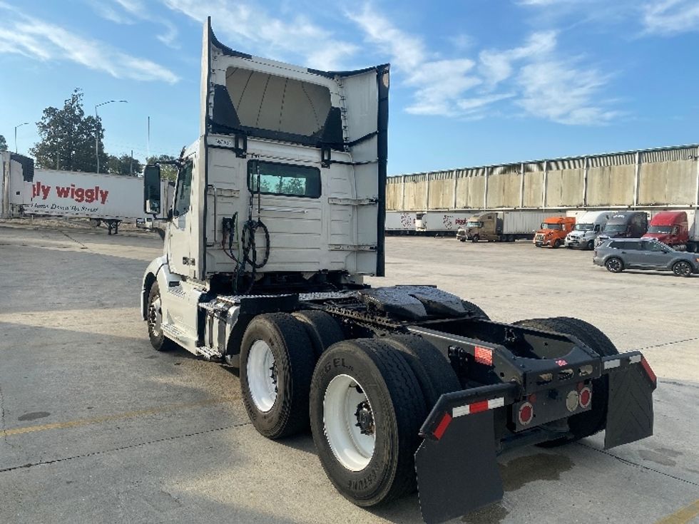 Day Cab Tractor-Heavy Duty Tractors-Volvo-2020-VNL64T300-Bessemer-AL-505,754\n\t\tmiles-$ 40,500 - Image 5