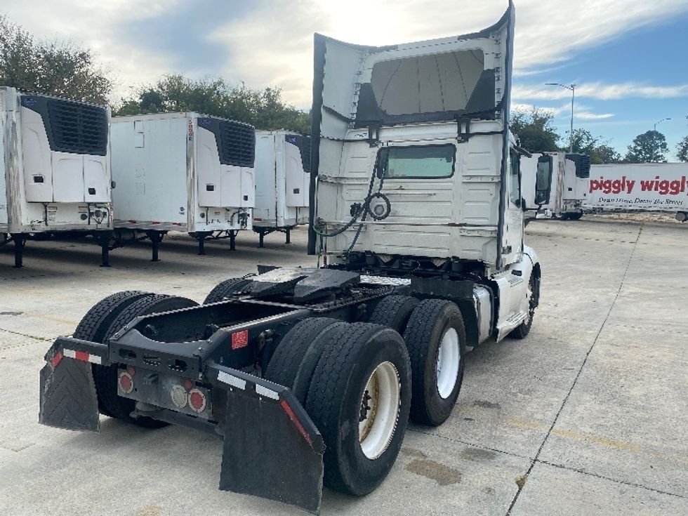 Day Cab Tractor-Heavy Duty Tractors-Volvo-2020-VNL64T300-Bessemer-AL-587,648\n\t\tmiles-$ 33,000 - Image 7