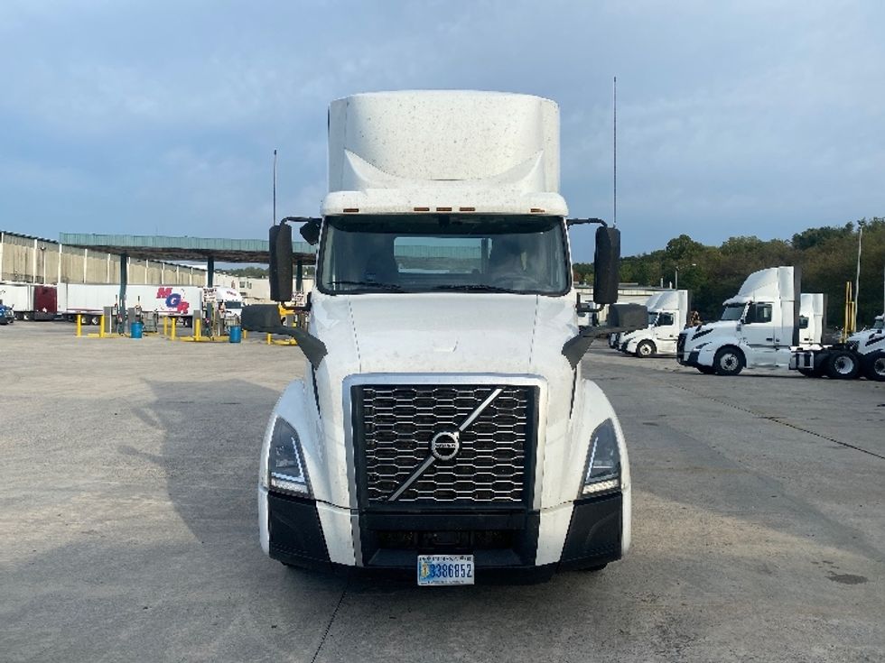 Day Cab Tractor-Heavy Duty Tractors-Volvo-2020-VNL64T300-Bessemer-AL-620,306\n\t\tmiles-$ 30,000 - Image 2