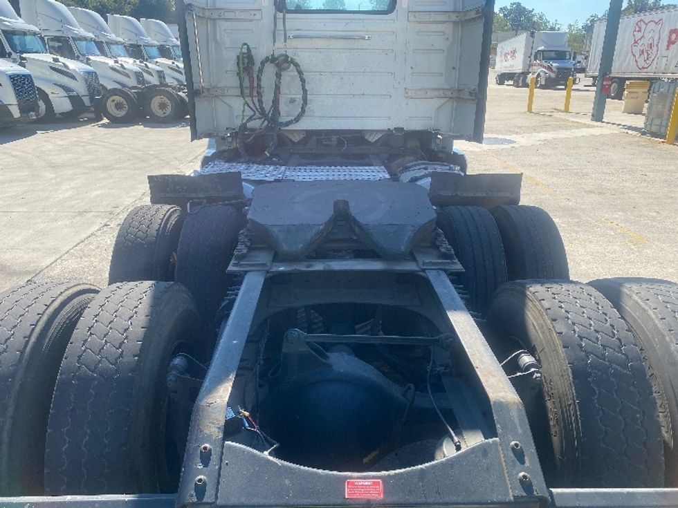 Day Cab Tractor-Heavy Duty Tractors-Volvo-2020-VNL64T300-Bessemer-AL-659,439\n\t\tmiles-$ 29,500 - Image 6