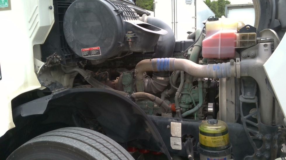 Day Cab Tractor-Heavy Duty Tractors-Volvo-2020-VNL64T300-Boaz-AL-614,590\n\t\tmiles-$ 30,750 - Image 15