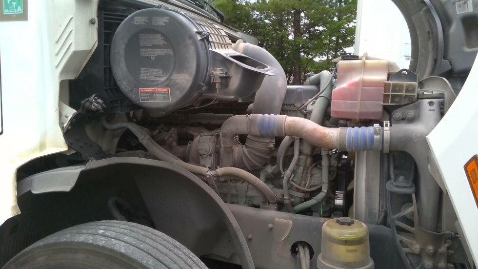 Day Cab Tractor-Heavy Duty Tractors-Volvo-2020-VNL64T300-Boaz-AL-632,658\n\t\tmiles-$ 29,500 - Image 15