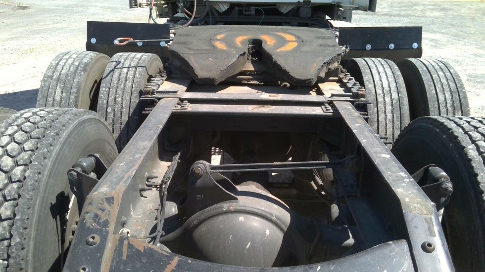 Day Cab Tractor-Heavy Duty Tractors-Volvo-2020-VNL64T300-Boaz-AL-646,602\n\t\tmiles-$ 27,250 - Image 6