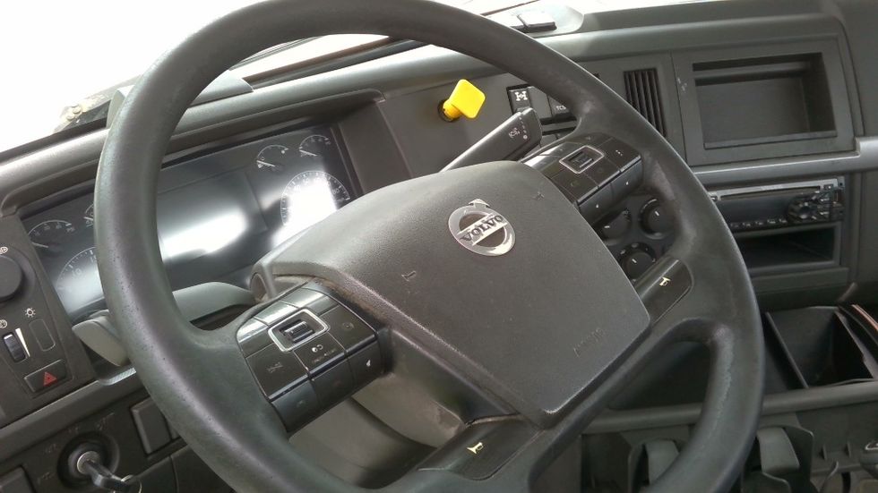 Day Cab Tractor-Heavy Duty Tractors-Volvo-2020-VNL64T300-Boaz-AL-679,611\n\t\tmiles-$ 26,500 - Image 10