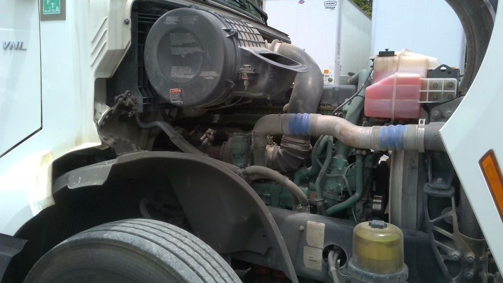 Day Cab Tractor-Heavy Duty Tractors-Volvo-2020-VNL64T300-Boaz-AL-679,611\n\t\tmiles-$ 26,500 - Image 15