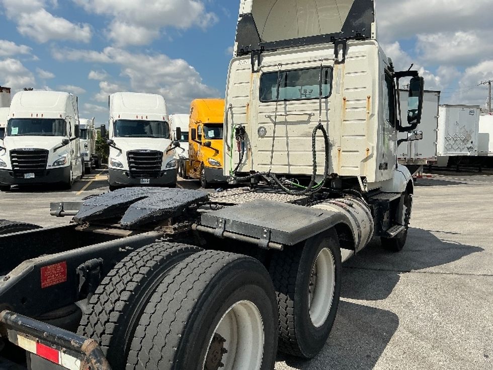 Day Cab Tractor-Heavy Duty Tractors-Volvo-2020-VNL64T300-East Chicago-IN-175,361\n\t\tmiles-$ 62,250 - Image 16