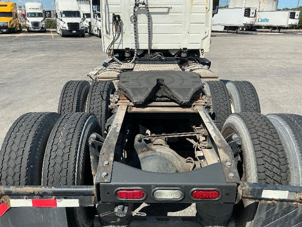 Day Cab Tractor-Heavy Duty Tractors-Volvo-2020-VNL64T300-East Chicago-IN-188,871\n\t\tmiles-$ 61,500 - Image 6