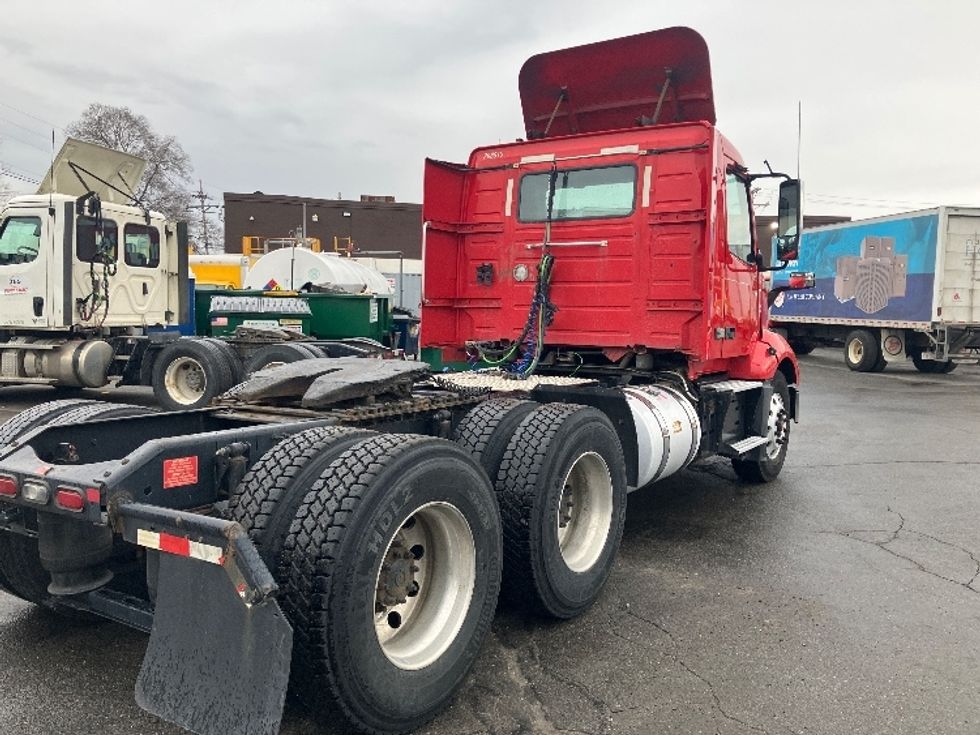 Day Cab Tractor-Heavy Duty Tractors-Volvo-2020-VNL64T300-Fitchburg-MA-273,116\n\t\tmiles-$ 63,000 - Image 7