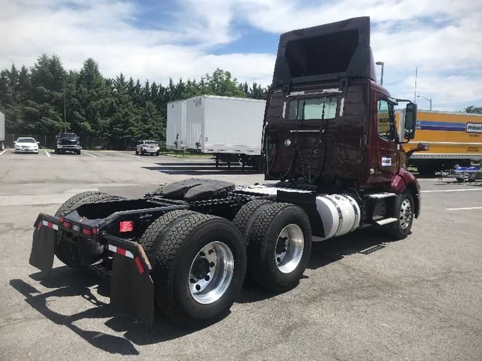 Day Cab Tractor-Heavy Duty Tractors-Volvo-2020-VNL64T300-Harrisburg-PA-435,564\n\t\tmiles-$ 44,750 - Image 7