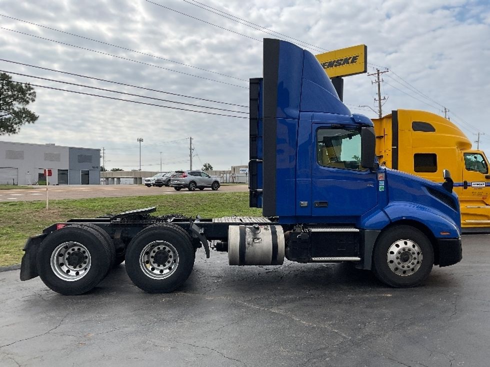 Day Cab Tractor-Heavy Duty Tractors-Volvo-2020-VNL64T300-Memphis-TN-847,310\n\t\tmiles-$ 26,750 - Image 8