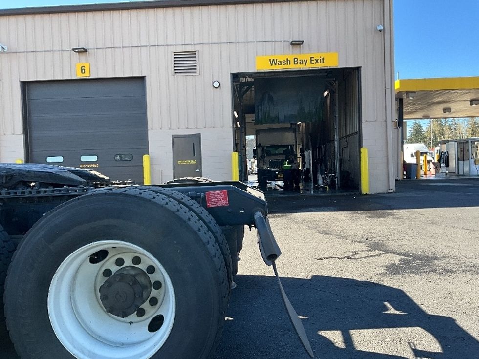 Day Cab Tractor-Heavy Duty Tractors-Volvo-2020-VNL64T300-Portland-OR-581,793\n\t\tmiles-$ 31,500 - Image 20