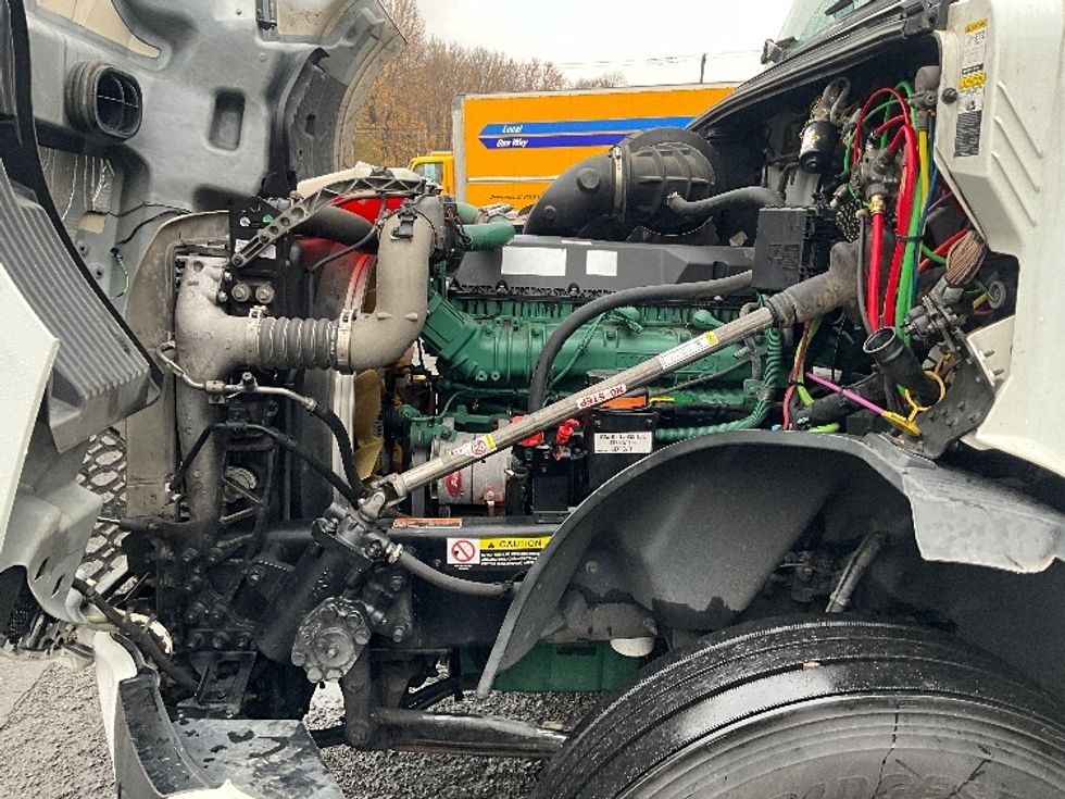 Day Cab Tractor-Heavy Duty Tractors-Volvo-2020-VNL64T300-Salt Lake City-UT-451,735\n\t\tmiles-$ 46,250 - Image 16