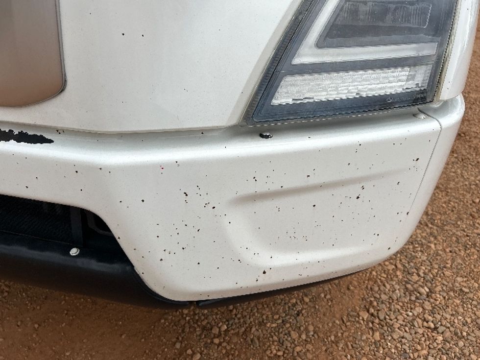 Day Cab Tractor-Heavy Duty Tractors-Volvo-2020-VNR42300-Tyler-TX-156,915\n\t\tmiles-$ 42,750 - Image 17