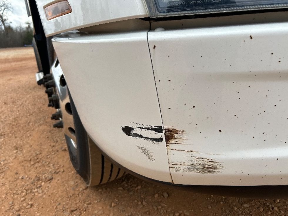 Day Cab Tractor-Heavy Duty Tractors-Volvo-2020-VNR42300-Tyler-TX-156,915\n\t\tmiles-$ 42,750 - Image 19