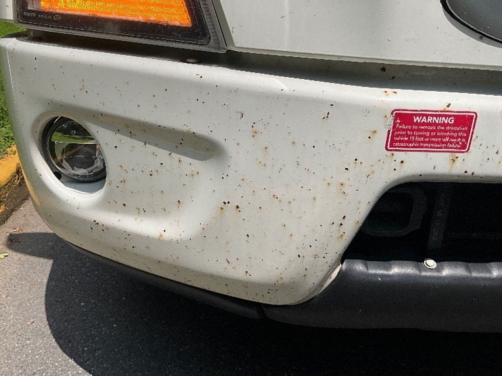 Day Cab Tractor-Heavy Duty Tractors-Volvo-2020-VNR64300-Allentown-PA-463,604\n\t\tmiles-$ 38,000 - Image 19