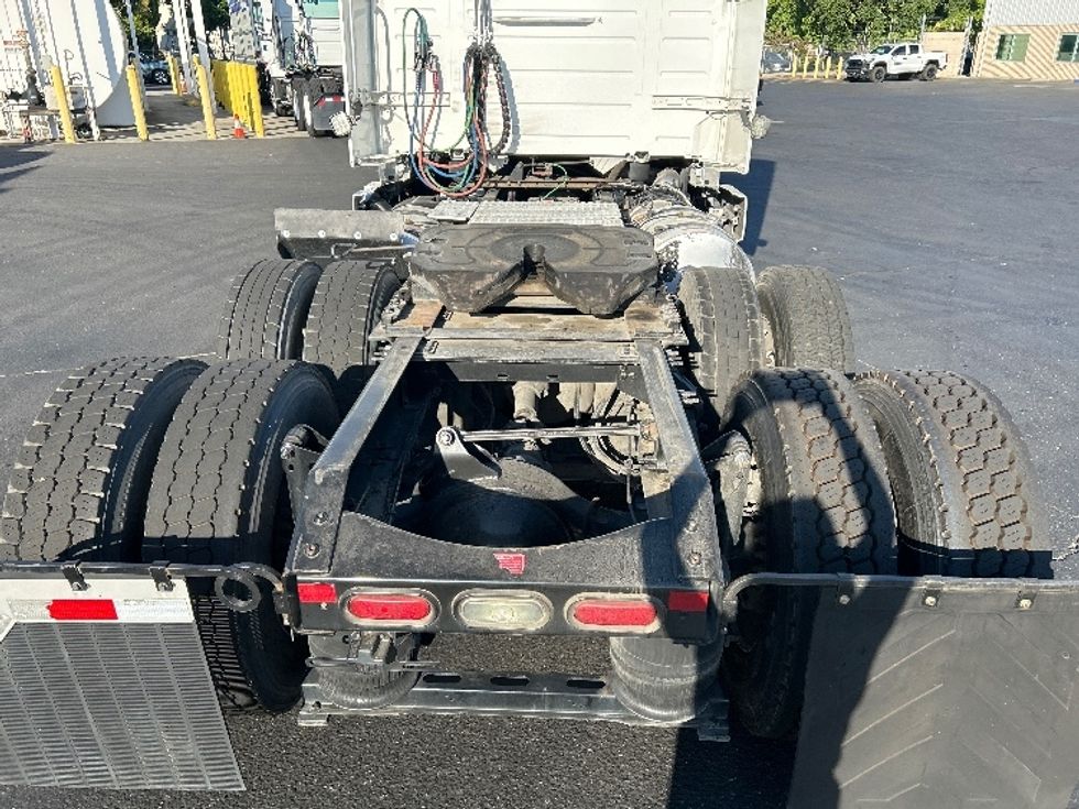 Day Cab Tractor-Heavy Duty Tractors-Volvo-2020-VNR64300-Ceres-CA-506,115\n\t\tmiles-$ 41,000 - Image 6