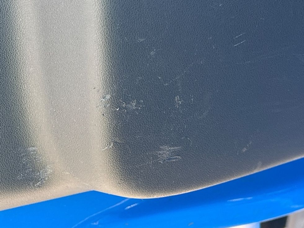 Day Cab Tractor-Heavy Duty Tractors-Volvo-2020-VNR64300-Conyers-GA-338,908\n\t\tmiles-$ 61,000 - Image 20