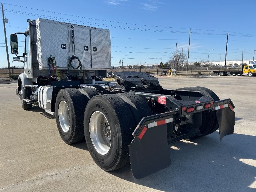 Day Cab Tractor-Heavy Duty Tractors-Volvo-2020-VNR64300-Dallas-TX-429,830\n\t\tmiles-$ 44,250 - Image 5