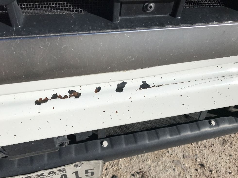 Day Cab Tractor-Heavy Duty Tractors-Volvo-2020-VNR64300-Houston-TX-495,612\n\t\tmiles-$ 50,750 - Image 17