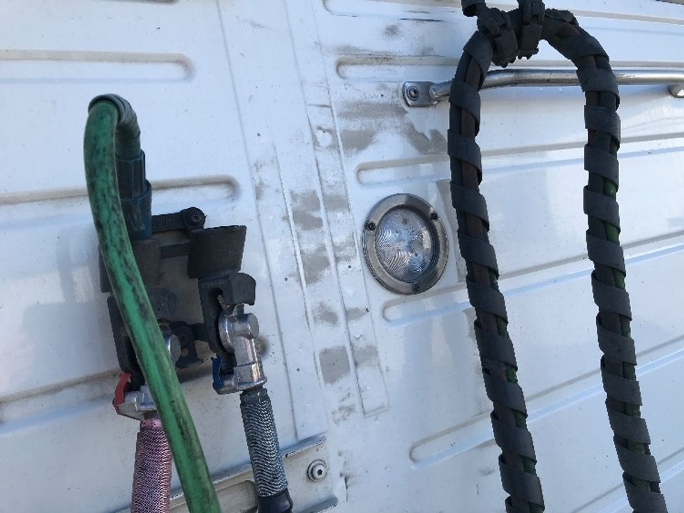 Day Cab Tractor-Heavy Duty Tractors-Volvo-2020-VNR64300-Houston-TX-495,612\n\t\tmiles-$ 50,750 - Image 19