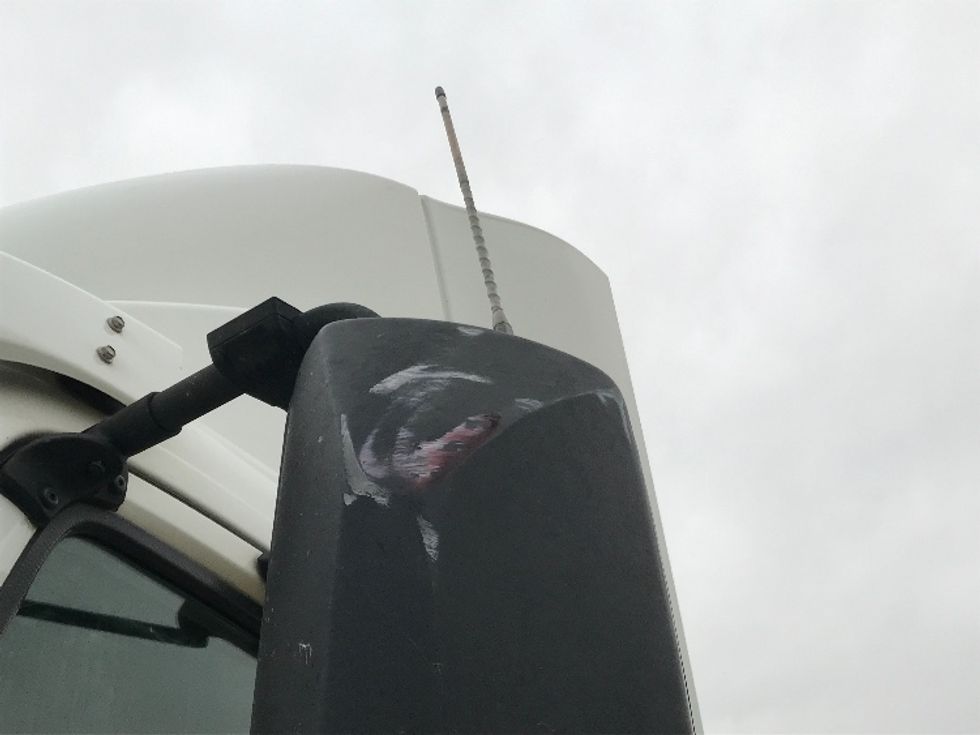 Day Cab Tractor-Heavy Duty Tractors-Volvo-2020-VNR64300-Houston-TX-542,148\n\t\tmiles-$ 46,250 - Image 17