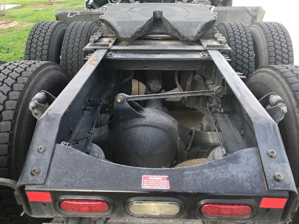 Day Cab Tractor-Heavy Duty Tractors-Volvo-2020-VNR64300-Katy-TX-537,082\n\t\tmiles-$ 49,750 - Image 6