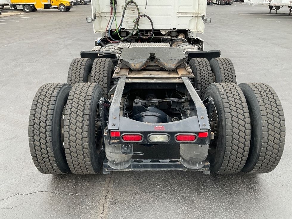 Day Cab Tractor-Heavy Duty Tractors-Volvo-2020-VNR64300-Lancaster-PA-403,595\n\t\tmiles-$ 50,000 - Image 6