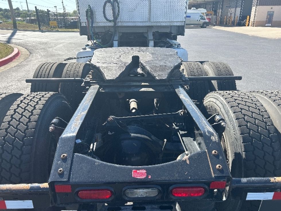 Day Cab Tractor-Heavy Duty Tractors-Volvo-2020-VNR64300-Lowell-AR-384,859\n\t\tmiles-$ 47,000 - Image 6