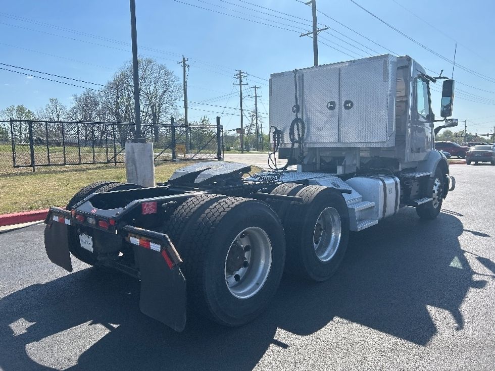 Day Cab Tractor-Heavy Duty Tractors-Volvo-2020-VNR64300-Lowell-AR-384,859\n\t\tmiles-$ 47,000 - Image 7