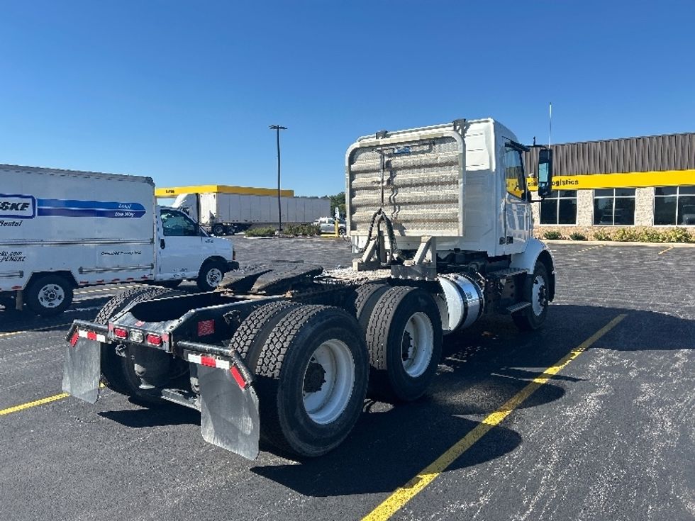 Day Cab Tractor-Heavy Duty Tractors-Volvo-2020-VNR64300-Melrose Park-IL-170,813\n\t\tmiles-$ 49,000 - Image 7