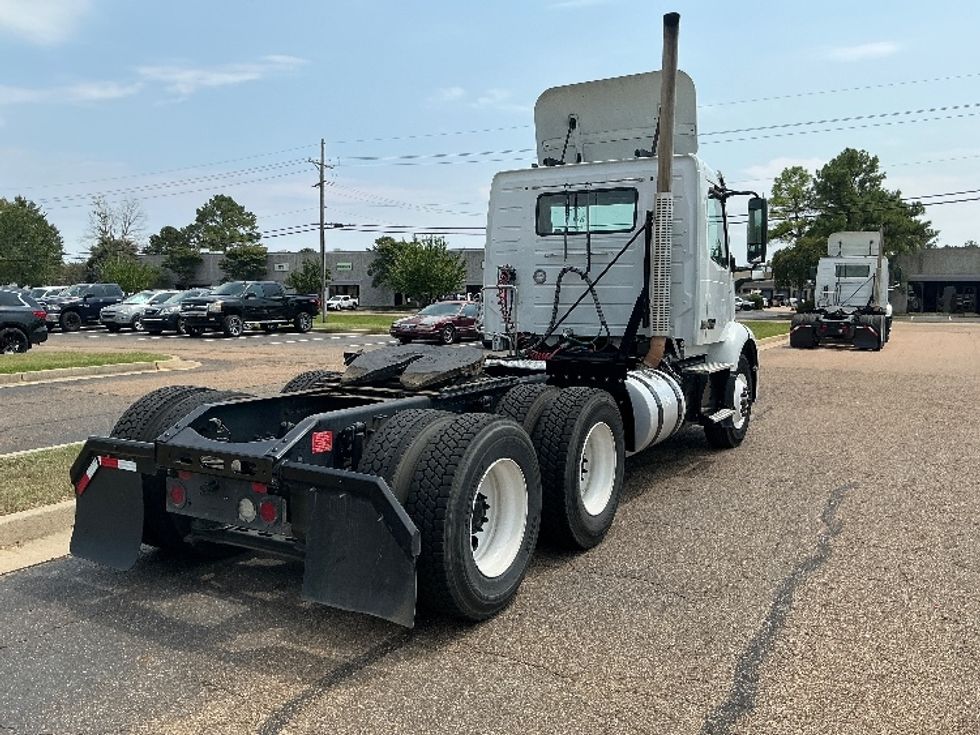 Day Cab Tractor-Heavy Duty Tractors-Volvo-2020-VNR64300-Richland-MS-149,244\n\t\tmiles-$ 63,500 - Image 6