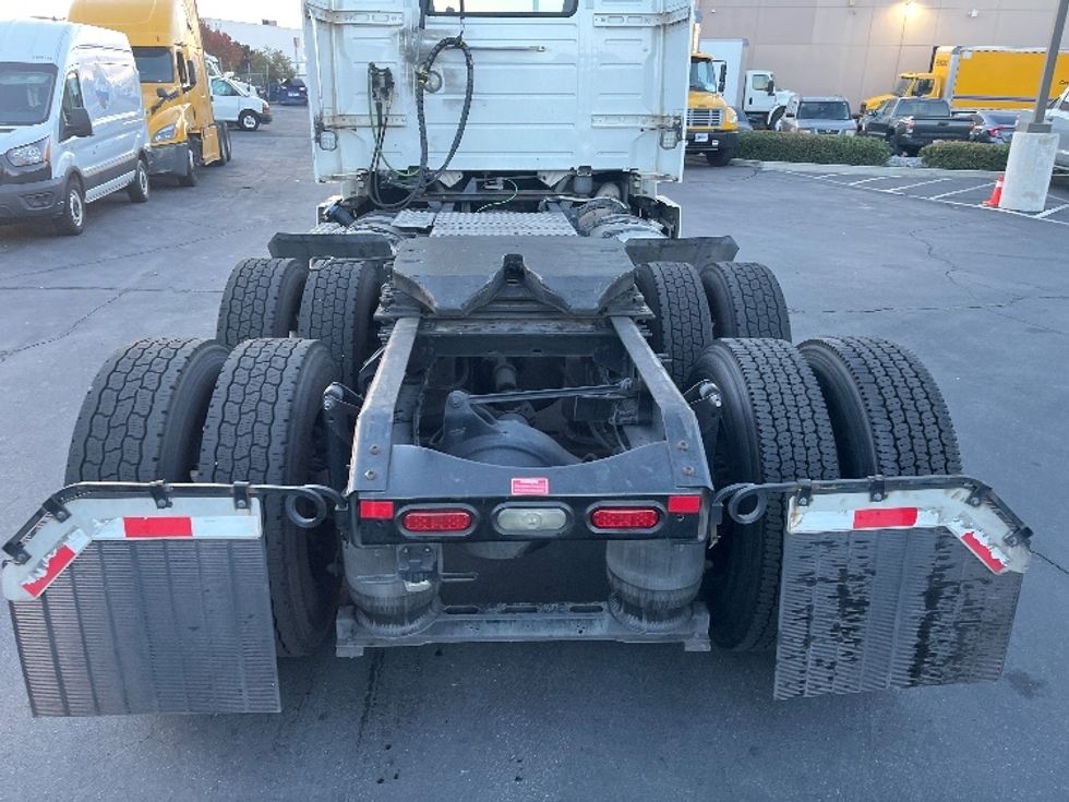 Day Cab Tractor-Heavy Duty Tractors-Volvo-2020-VNR64300-Torrance-CA-503,178\n\t\tmiles-$ 38,750 - Image 6