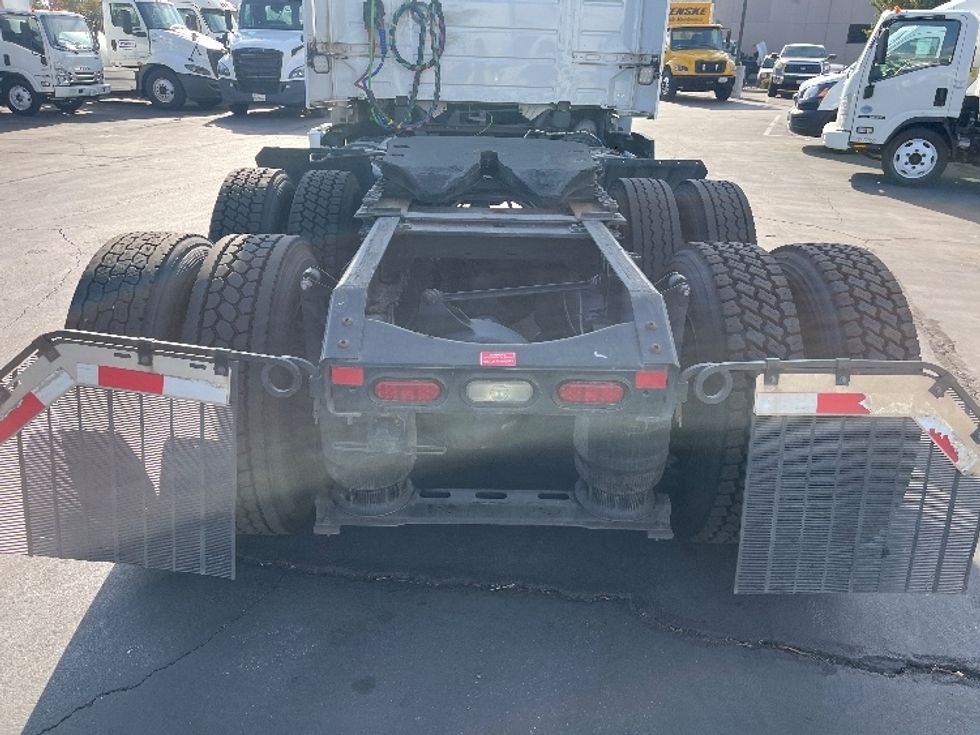Day Cab Tractor-Heavy Duty Tractors-Volvo-2020-VNR64300-Torrance-CA-527,873\n\t\tmiles-$ 36,500 - Image 6