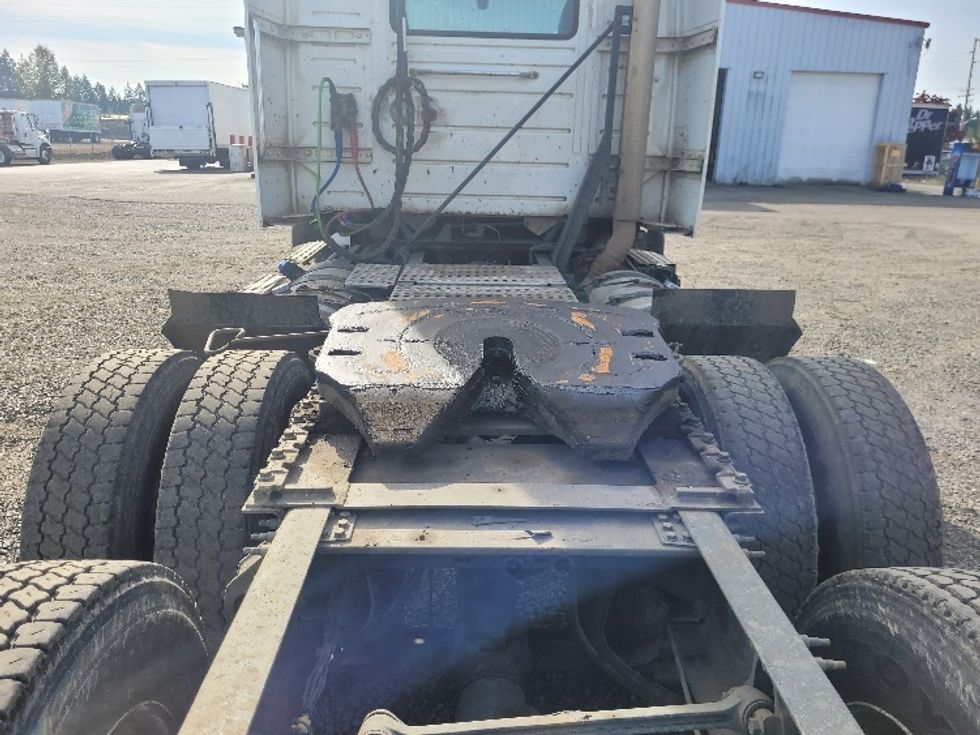 Day Cab Tractor-Heavy Duty Tractors-Volvo-2020-VNR64300-Tumwater-WA-271,449\n\t\tmiles-$ 50,000 - Image 6