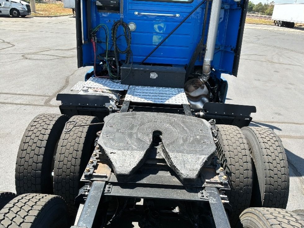 Day Cab Tractor-Heavy Duty Tractors-Volvo-2021-VNL64T300-Aurora-CO-208,797\n\t\tmiles-$ 59,750 - Image 6