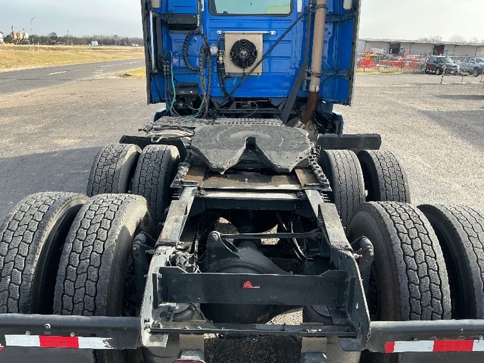 Day Cab Tractor-Heavy Duty Tractors-Volvo-2021-VNL64T300-Dallas-TX-638,195\n\t\tmiles-$ 32,250 - Image 6