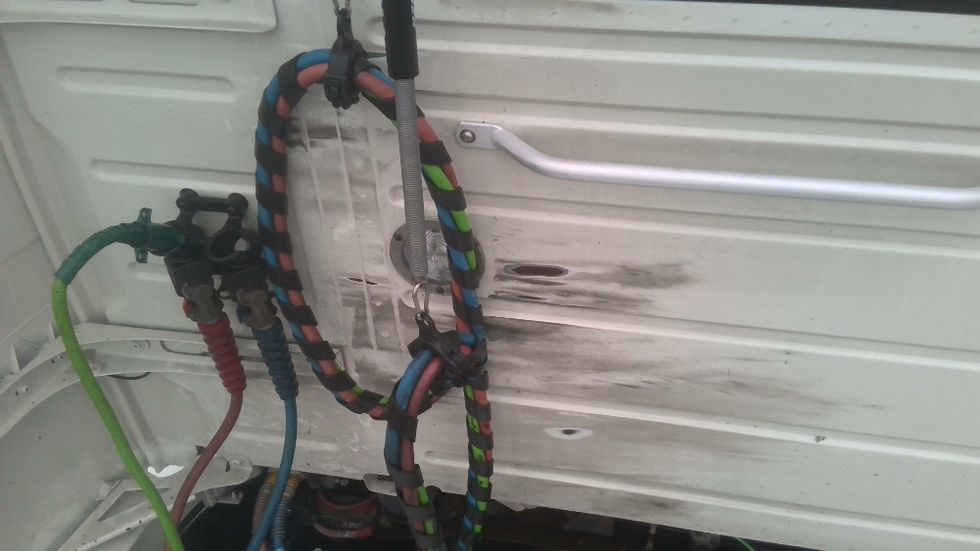 Day Cab Tractor-Heavy Duty Tractors-Volvo-2021-VNR64300-Stockton-CA-539,077\n\t\tmiles-$ 38,000 - Image 20