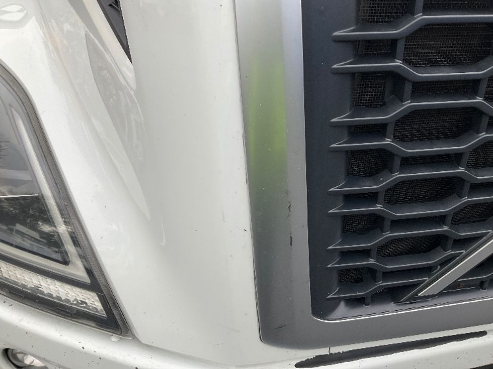 Day Cab Tractor-Heavy Duty Tractors-Volvo-2021-VNR84300-Sumner-WA-467,133\n\t\tmiles-$ 82,500 - Image 19