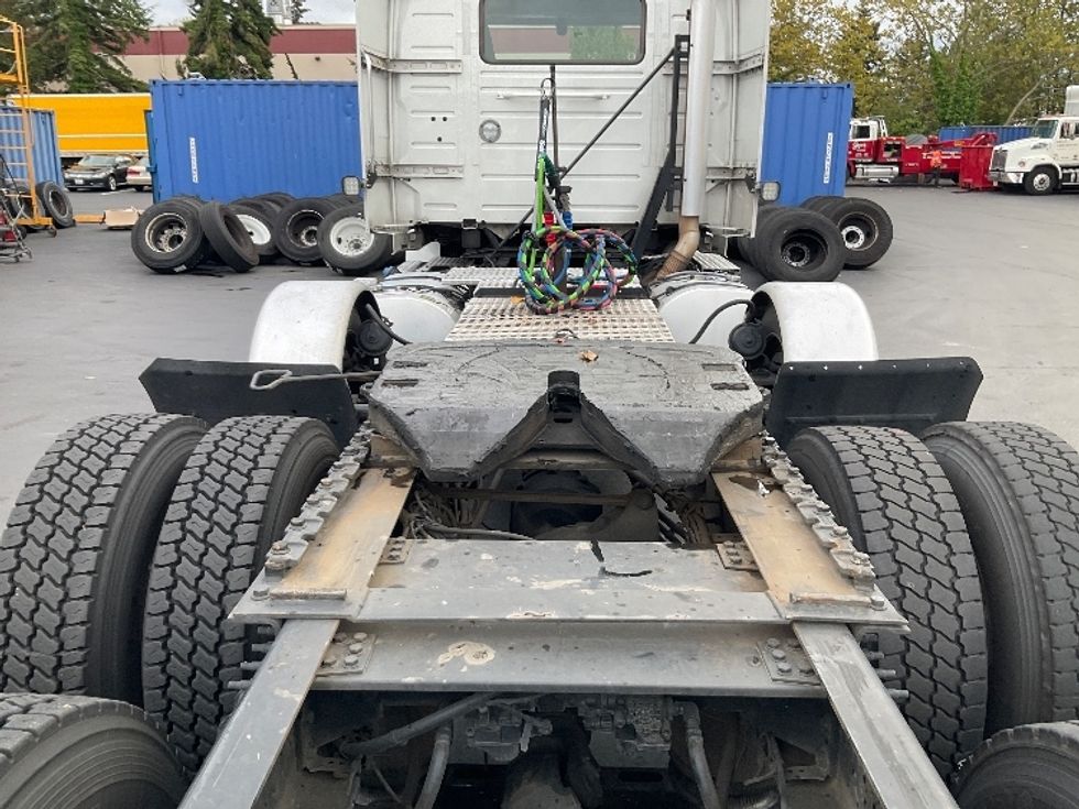 Day Cab Tractor-Heavy Duty Tractors-Volvo-2021-VNR84300-Sumner-WA-467,133\n\t\tmiles-$ 82,500 - Image 6