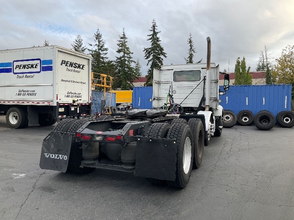 Day Cab Tractor-Heavy Duty Tractors-Volvo-2021-VNR84300-Sumner-WA-467,133\n\t\tmiles-$ 82,500 - Image 7