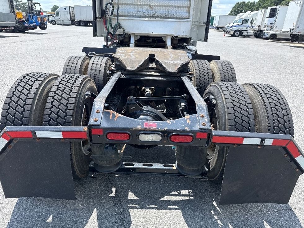 Day Cab Tractor-Heavy Duty Tractors-Volvo-2022-VNL64T300-Little Rock-AR-208,153\n\t\tmiles-$ 76,000 - Image 6