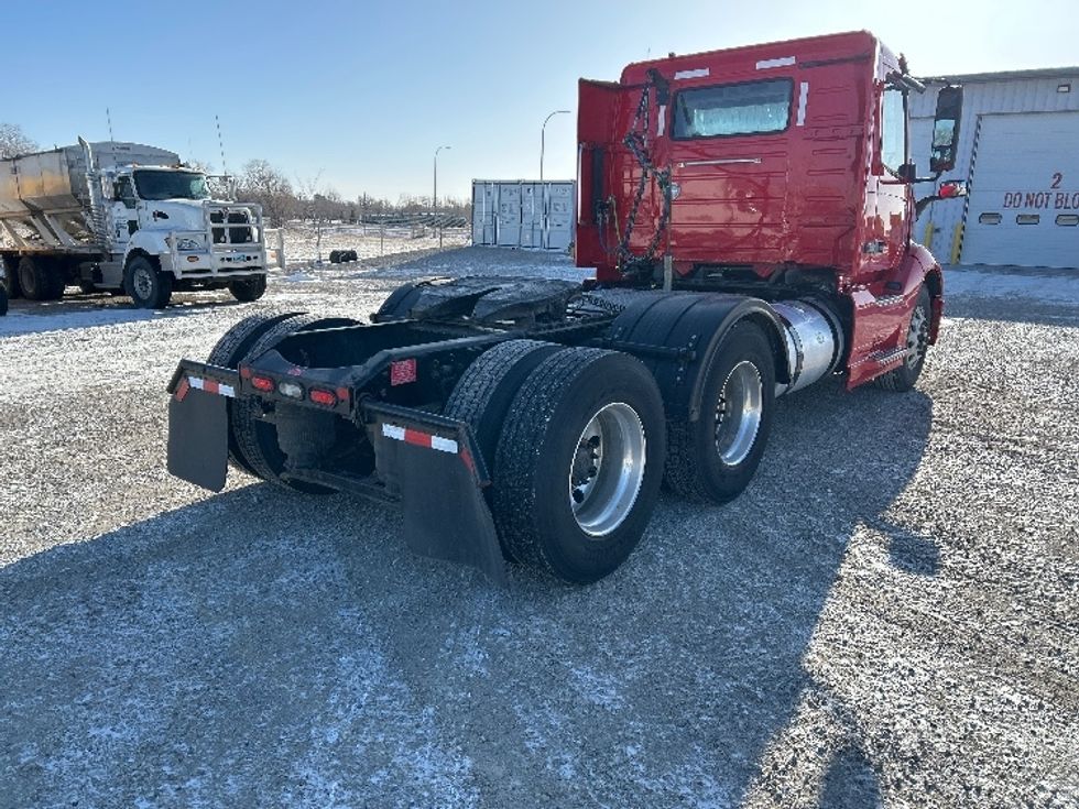 Day Cab Tractor-Heavy Duty Tractors-Volvo-2022-VNL64T300-Minot-ND-107,146\n\t\tmiles-$ 77,250 - Image 7