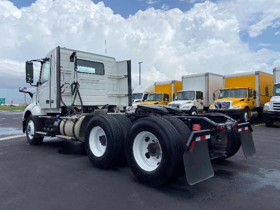 Day Cab Tractor-Heavy Duty Tractors-Volvo-2022-VNL64T300-San Antonio-TX-267,964\n\t\tmiles-$ 72,750 - Image 5