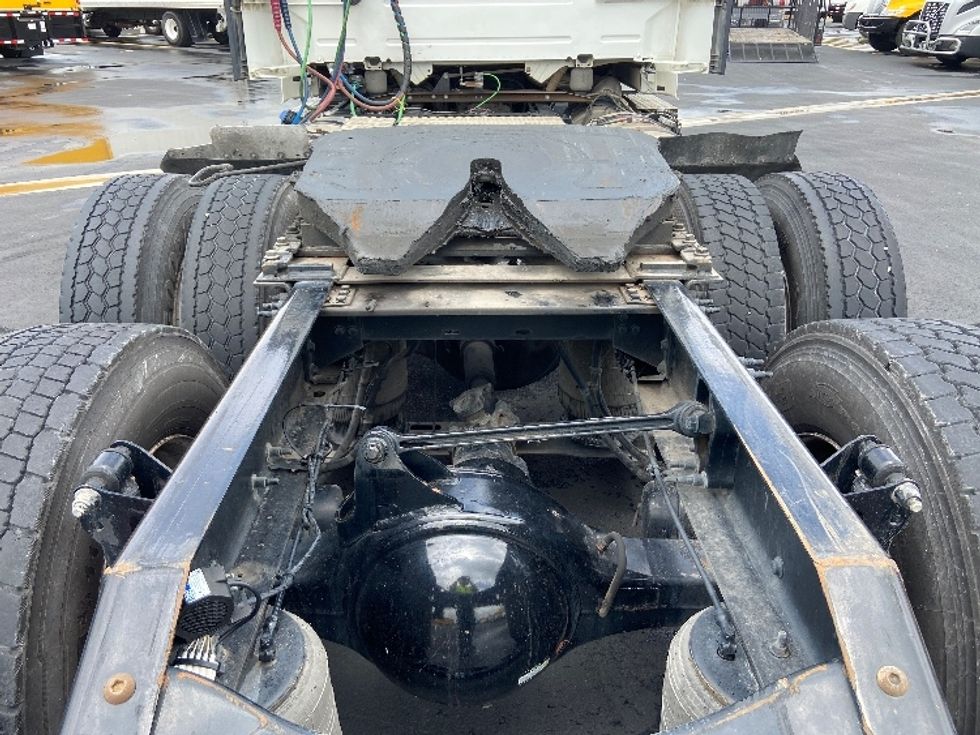 Day Cab Tractor-Heavy Duty Tractors-Volvo-2022-VNL64T300-San Antonio-TX-267,964\n\t\tmiles-$ 72,750 - Image 6