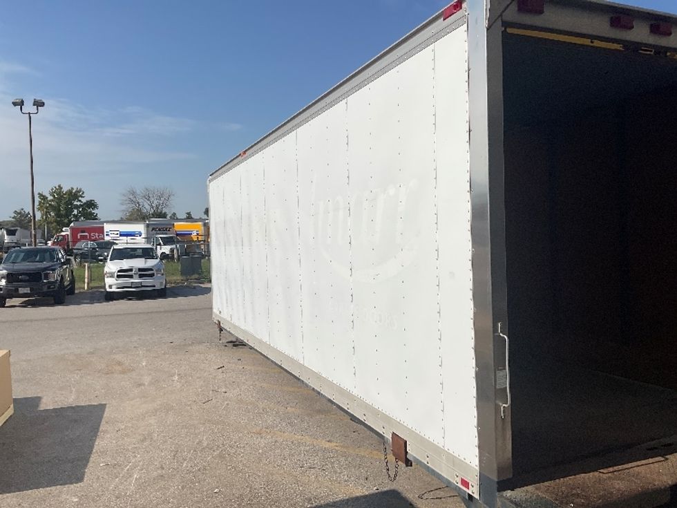 Demountable Body-Specialized Equipment-Morgan-2007-ALUMVAN-Earth City-MO-0\n\t\tmiles-$ 3,000 - Image 4