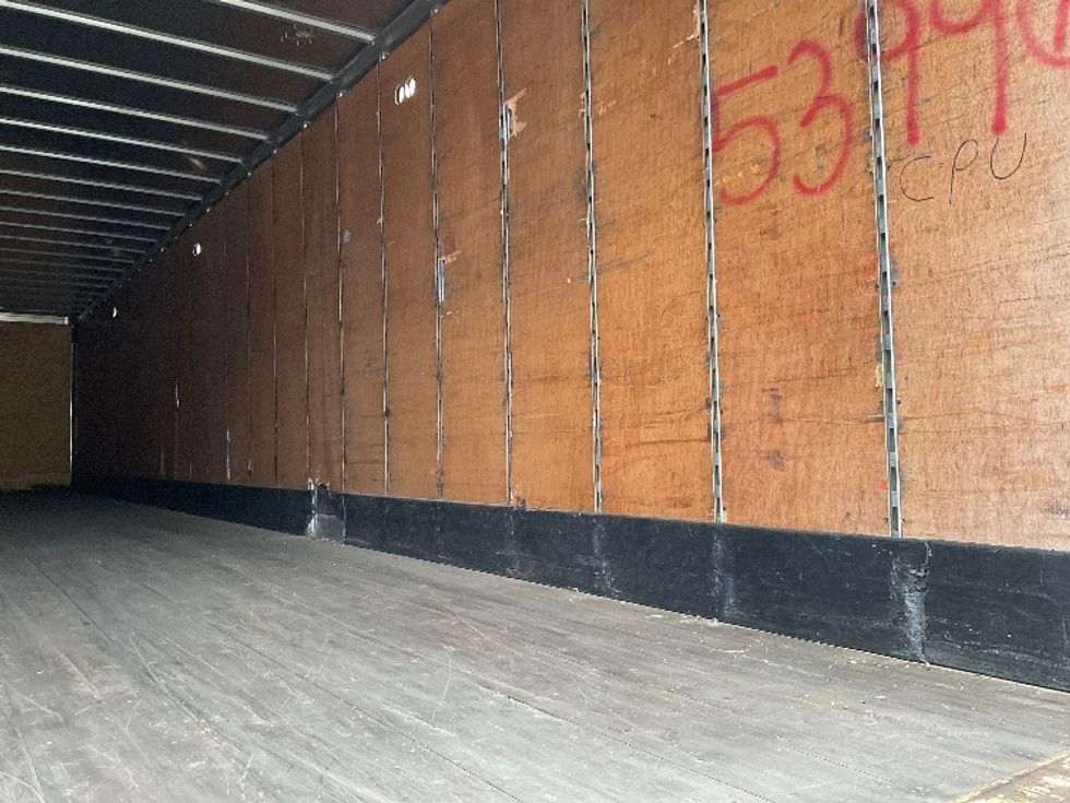 Dry Van Trailer-Semi Trailers-Great Dane-2011-Trailer-Albany-NY-220,498\n\t\tmiles-$ 11,000 - Image 9