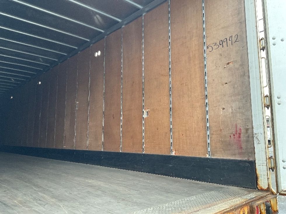 Dry Van Trailer-Semi Trailers-Great Dane-2011-Trailer-Albany-NY-334,050\n\t\tmiles-$ 10,000 - Image 9