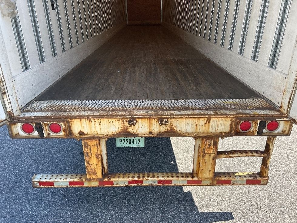 Dry Van Trailer-Semi Trailers-Great Dane-2011-Trailer-Braintree-MA-375,703\n\t\tmiles-$ 11,000 - Image 8