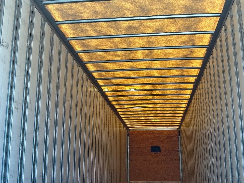 Dry Van Trailer-Semi Trailers-Great Dane-2011-Trailer-Frederick-MD-306,965\n\t\tmiles-$ 12,500 - Image 9