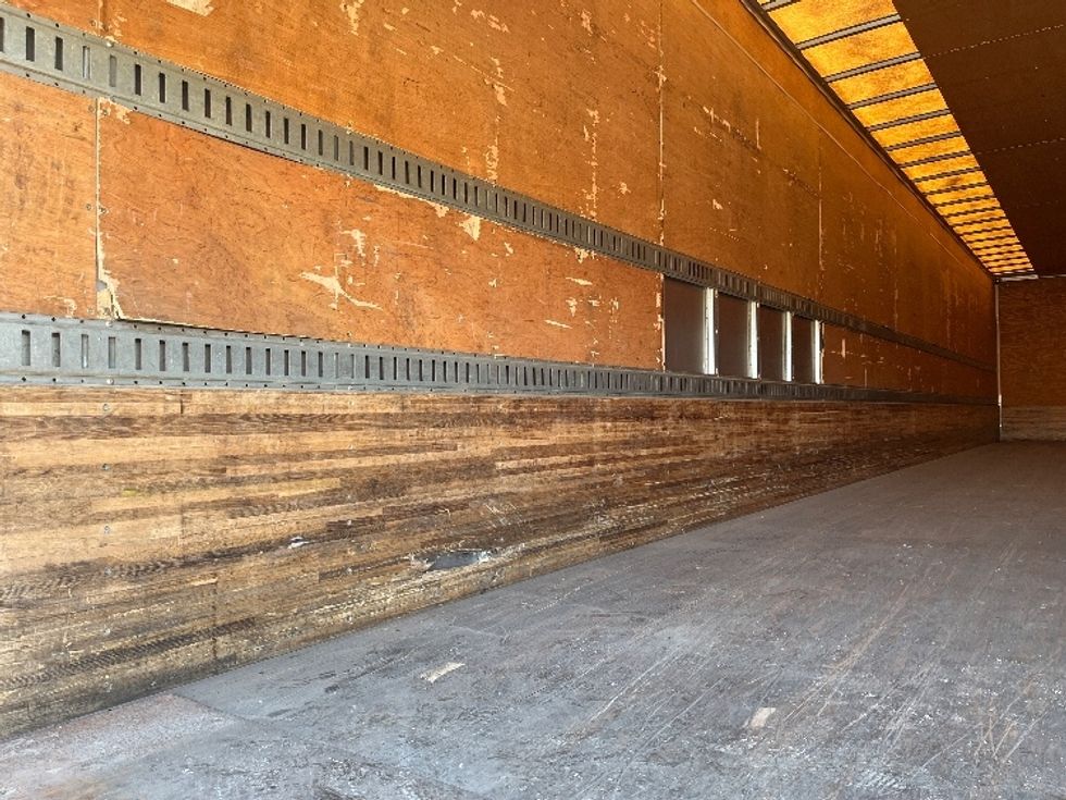 Dry Van Trailer-Semi Trailers-Great Dane-2011-Trailer-South Bend-IN-267,300\n\t\tmiles-$ 10,250 - Image 8